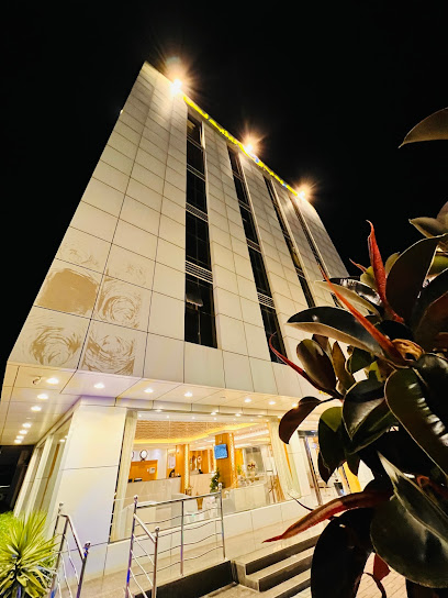 المهيدب ريزيدنس - Saudi Arabia|Abha 62521|Al Shifa|6705 King Abdul Aziz Rd