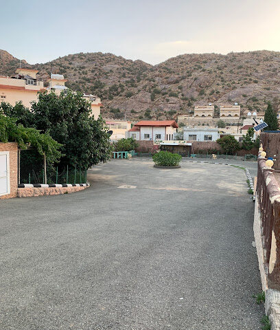 منتجع ريقال - Taif - +966 12 425 7865