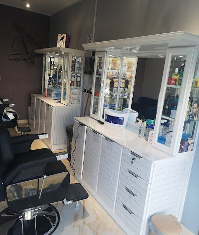 طريق البني مالك - Abha - +966 58 290 4543