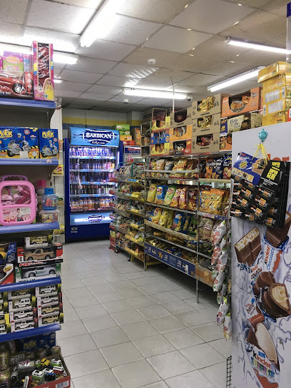 مركز حنين الشرقية للتسويق - Al Khobar 34235