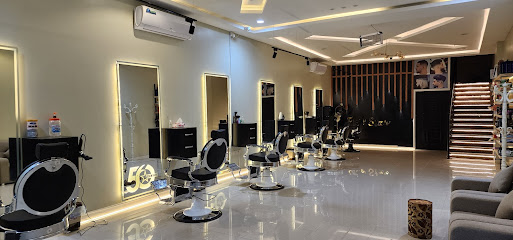 صالون خمسة نجوم - Abha - +966 56 461 9014