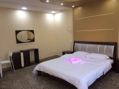 Chalets Gardens Savannah - Al Rawdah - +966 56 688 8977