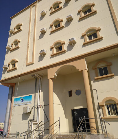 جولدن مارينا جراند للوحدات السكنية المفروشة - Yanbu - +966 56 150 3362